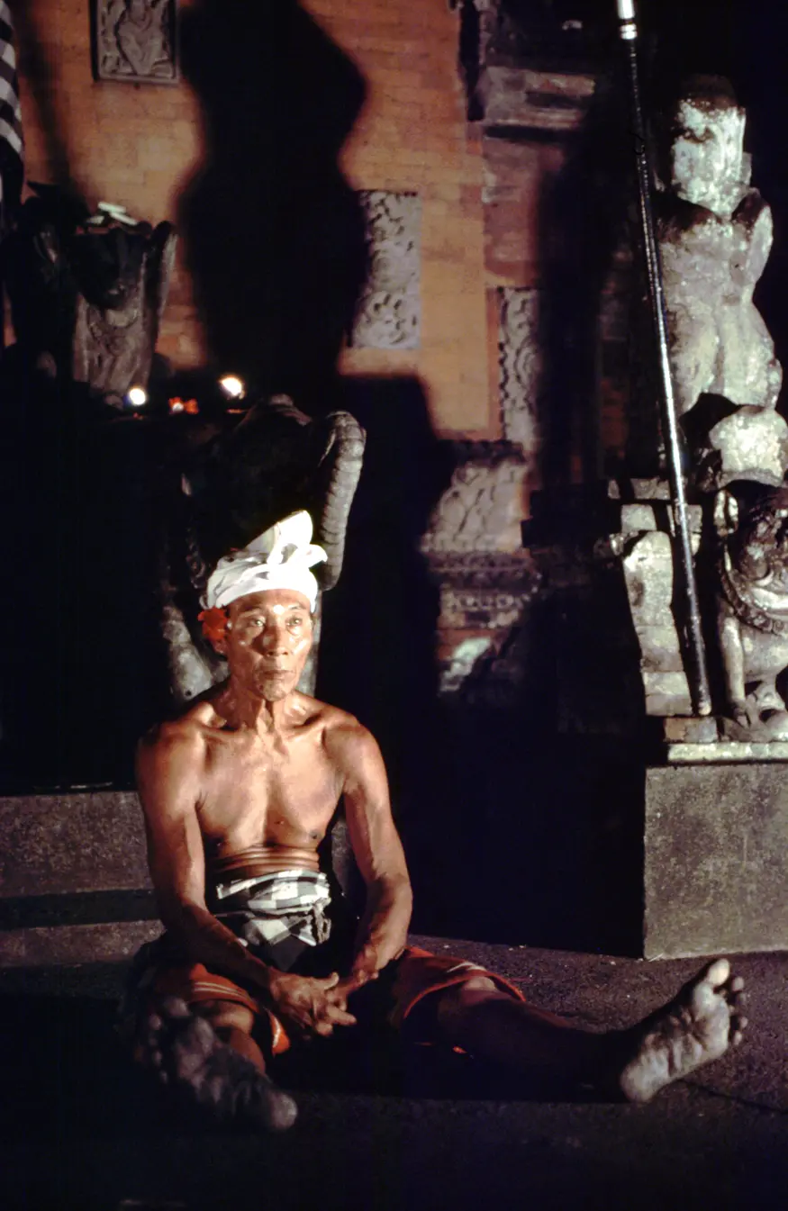 A dancer in the Kecak (sounds like Kechak) dance in Ubud, Bali. Listen to some of this music <a href='sounds.php3'>here</a>.